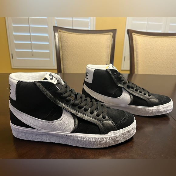 New Nike Zoom Blazer Mid SB Premium Black White Sneaker Shoes Size US 10 - Picture 2 of 13